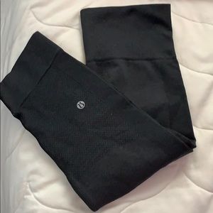Lululemon Capri yoga pants